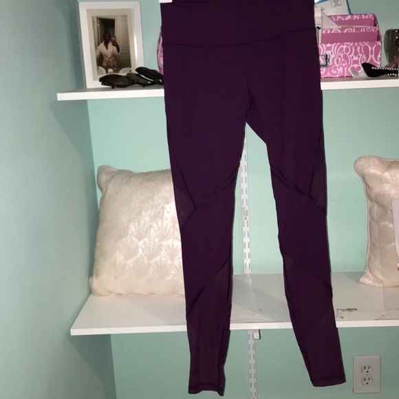 Victoria Sport : Knockout Purple Leggings - Picture 1 of 4